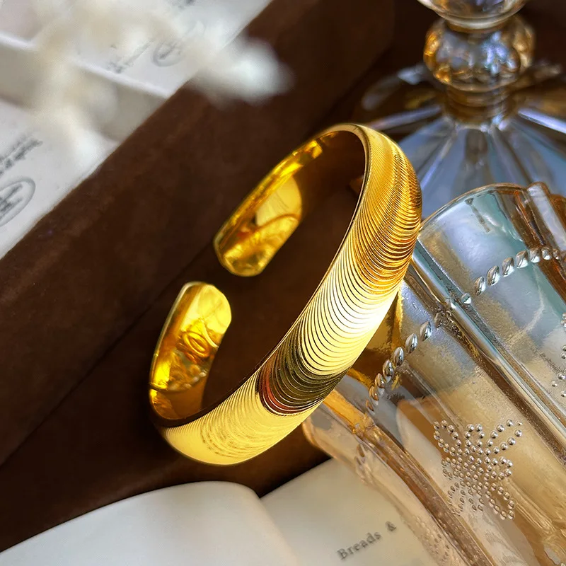 

Original 18kt Gold Color Open Shiny Bangle for Women Bride Jewelry Bracelet Bangle Wedding Engagement Christmas Gifts