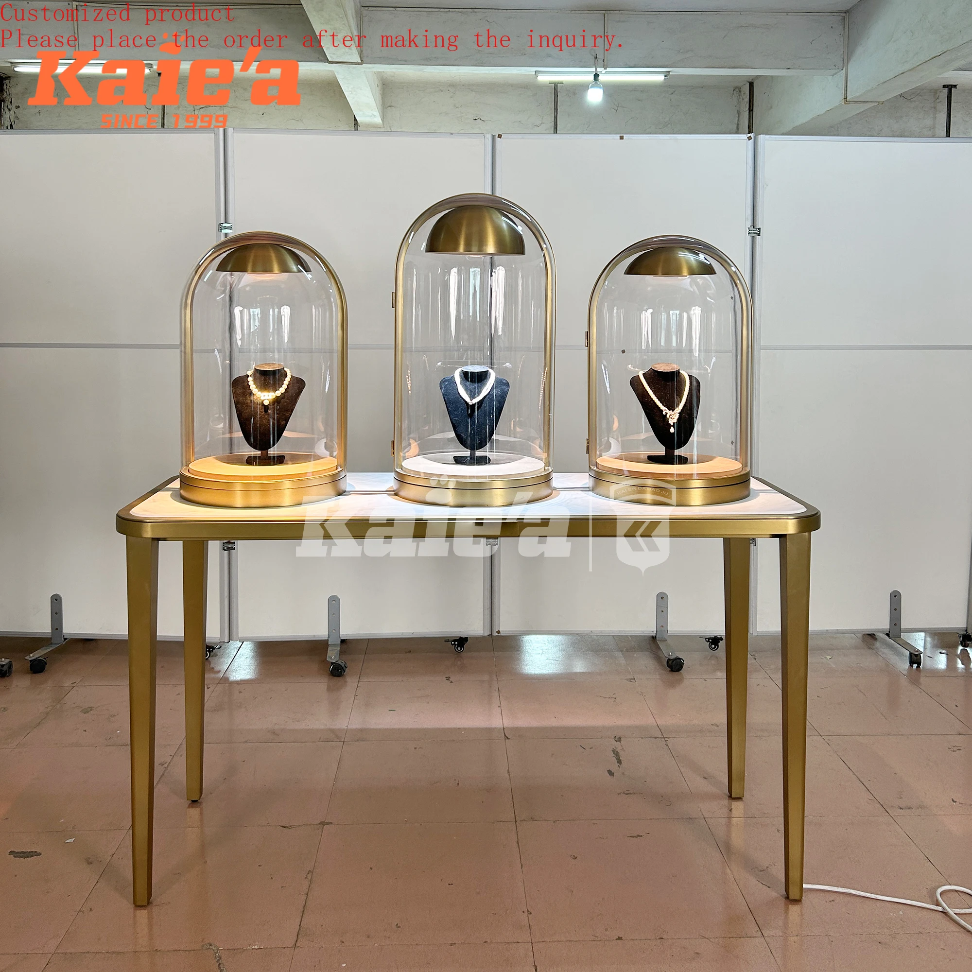 

High-End Glass Jewelry Display Table Cabinet Spherical Fashion Showcase with LED Lighting