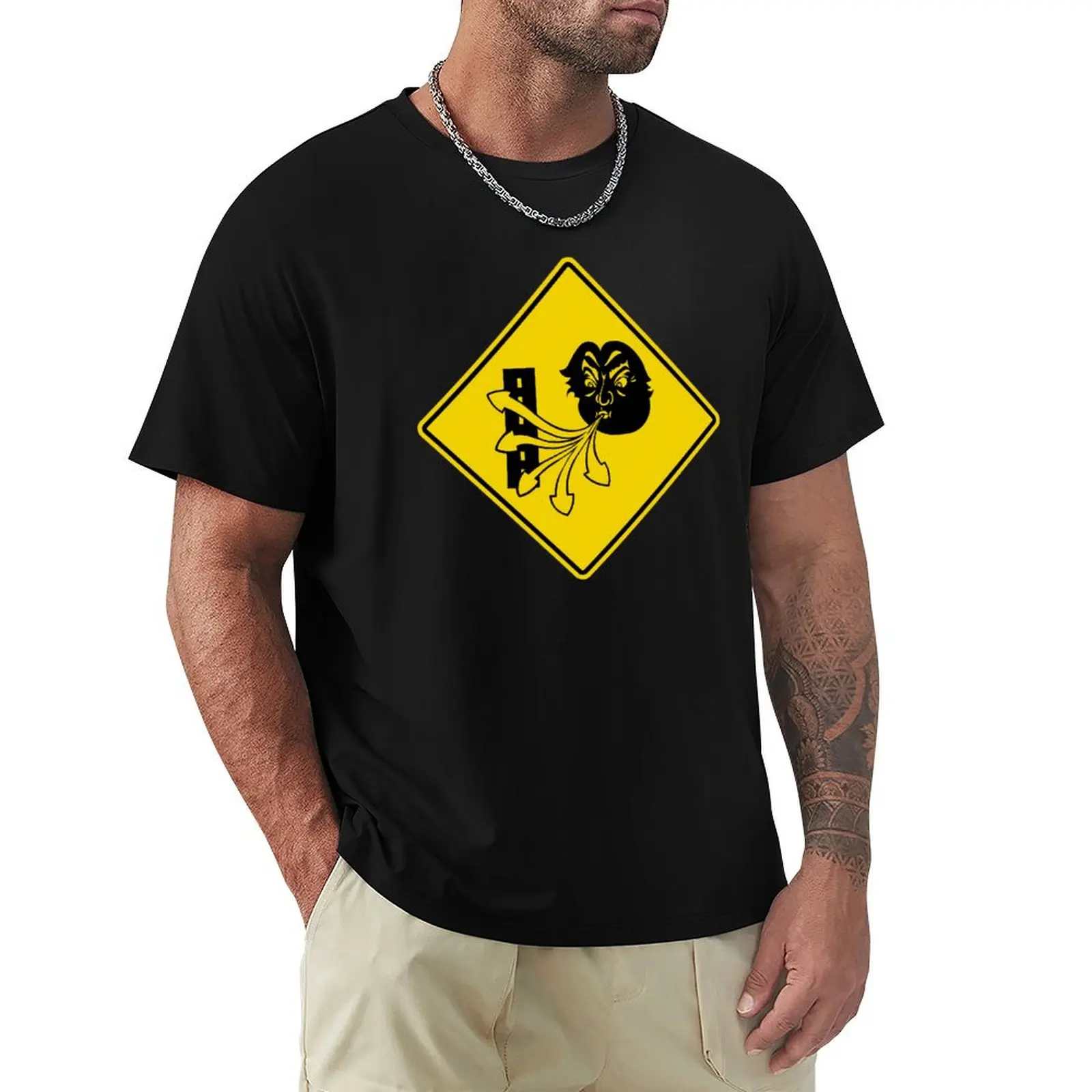 Quebec strong crosswinds winds windy warning sign T-Shirt Christmas Casual Short Sleeve Top