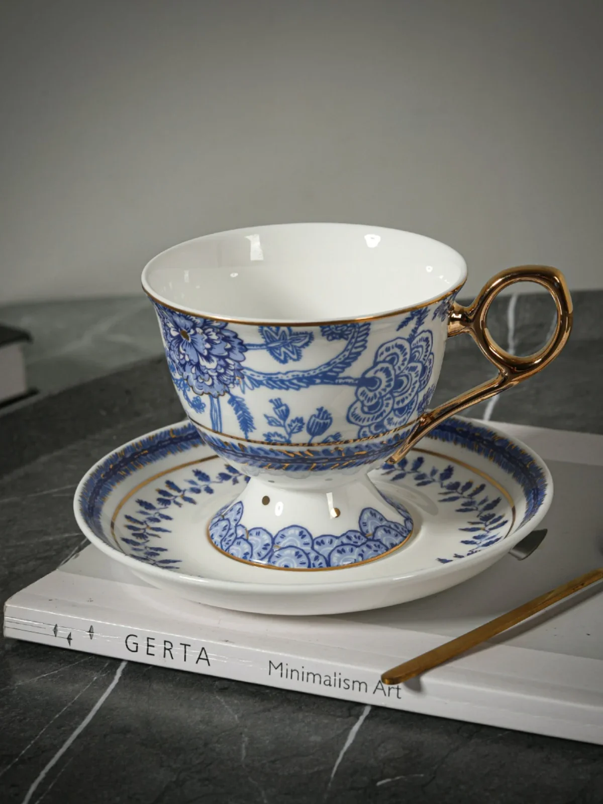 

Blue flower European style palace bone porcelain gold-plated coffee cup and saucer gift box set