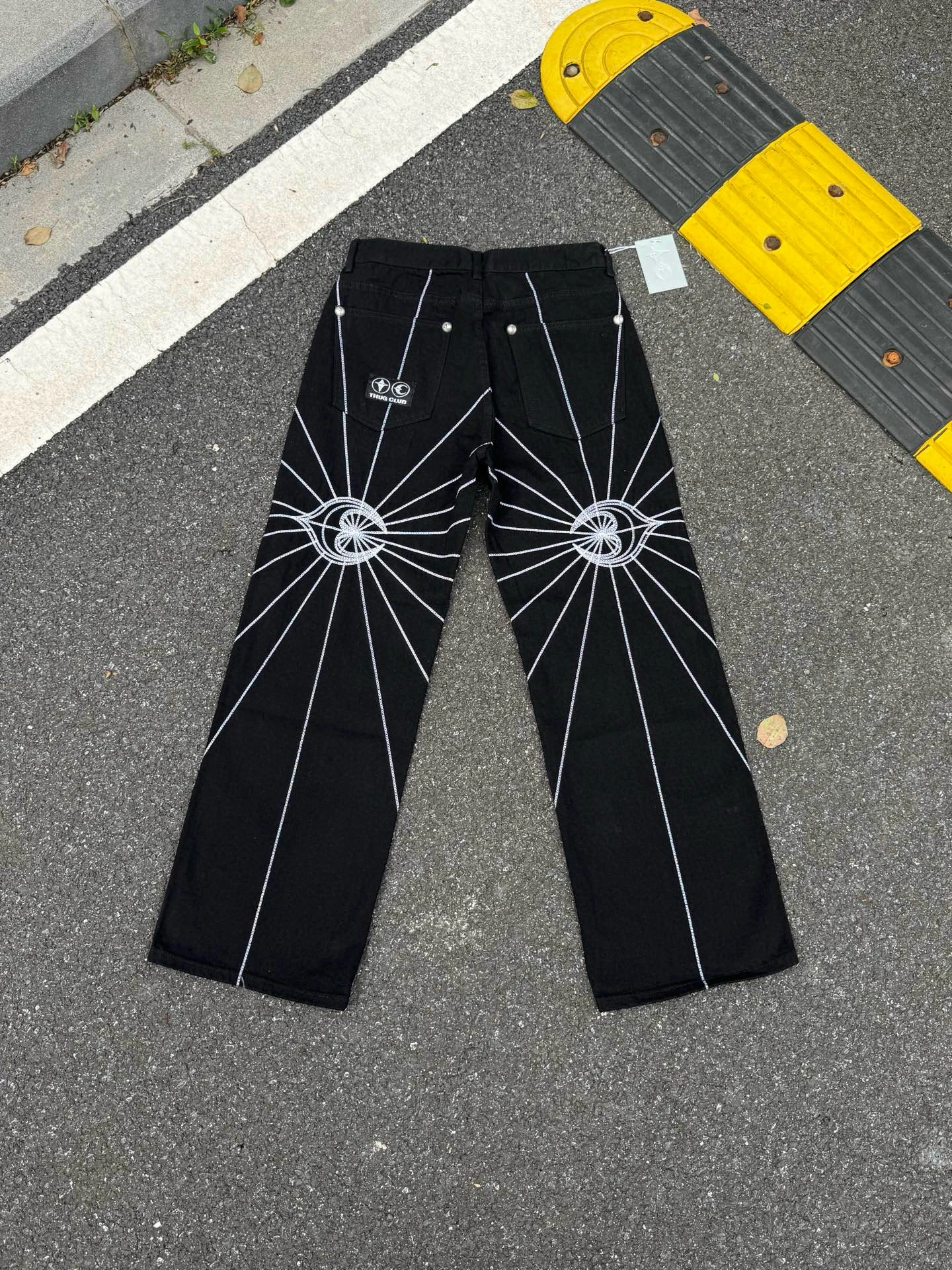 

Мужские джинсы в американском стиле с вышитыми полосами и узором «паутина», износостойкие, для повседневной носки, в стиле High Street Fashion