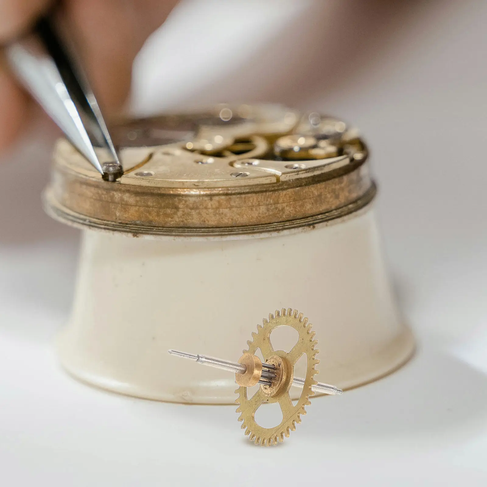 Sturdy Metal Alarm Clock Gear Replacement Reliable Clock Part for Retro Mechanical Clocks Improve Performance Upgrade