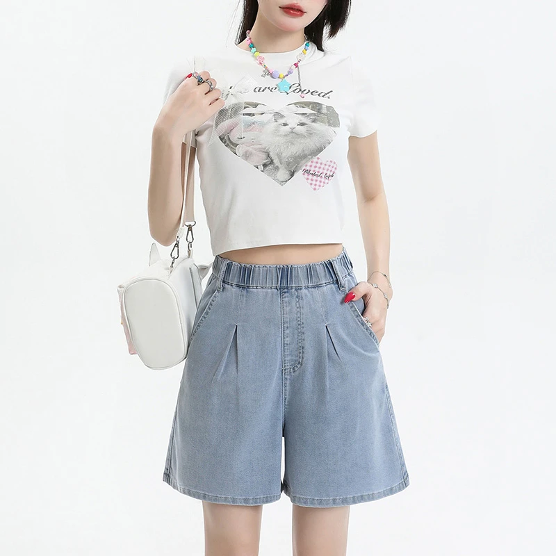 

2024 New Summer Womens Loose Fit Straight Cut Denim Shorts with Wide Leg and Five-inch Inseam to Show Your Charm