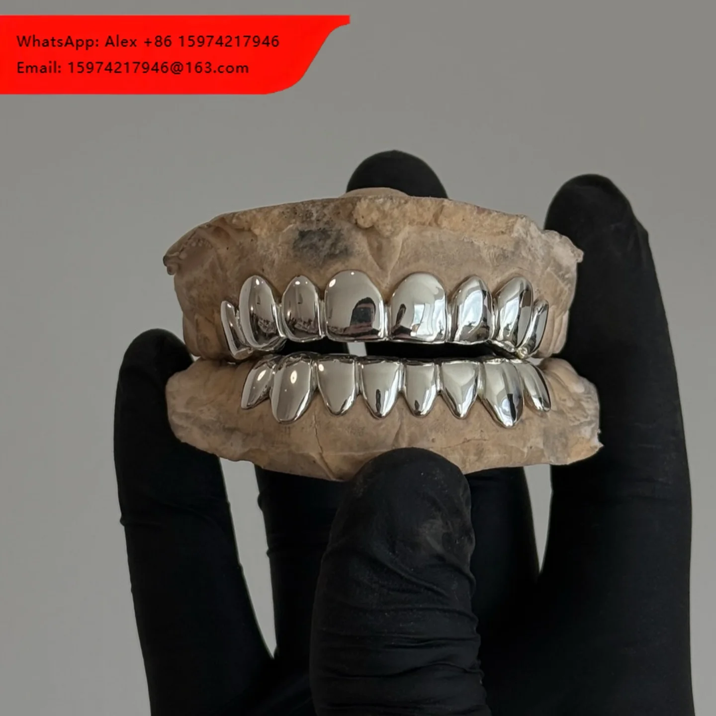 

Exclusive Plain Style 8 On 8 Rhodium Plated Hip Hop Custom Grillz Teeth 925 Sterling Silver Fire Delicate Grillz For Teeth