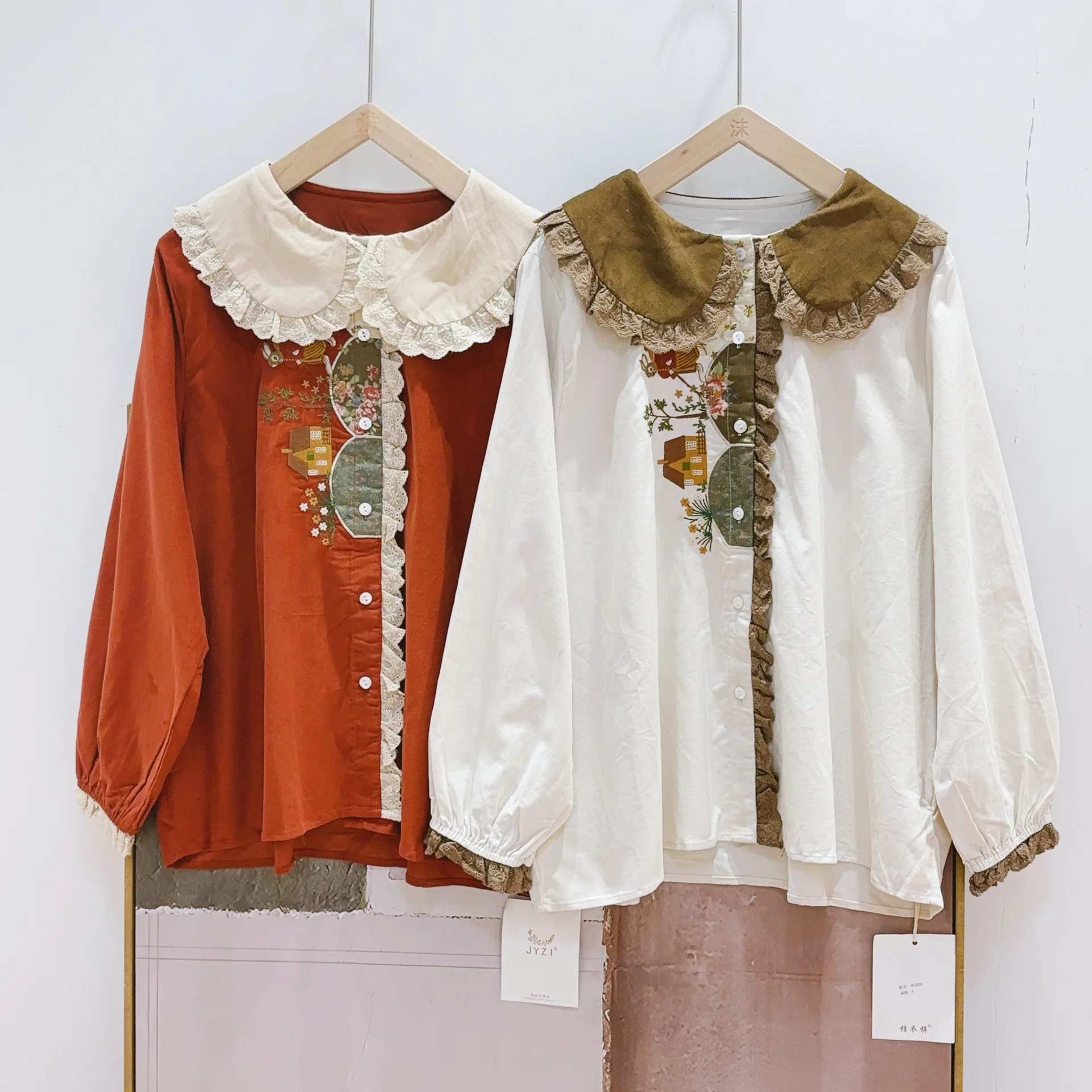 

Japan Style Sweet Mori Girl Vintage Embroidery Shirt Women Spring Autumn Peter Pan Collar Long Sleeve Loose Corduroy Blouse Tops