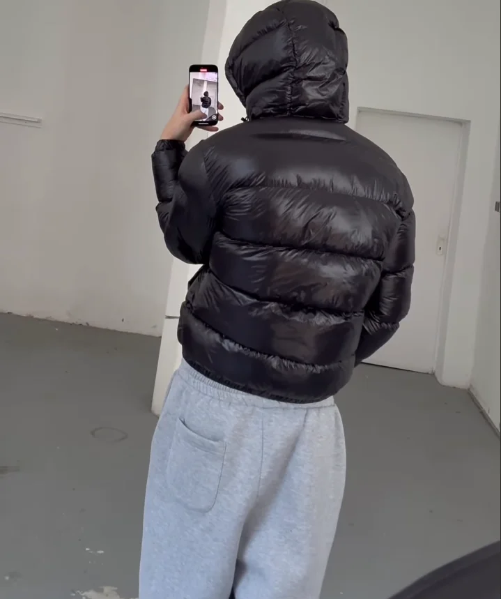 남성 힙합 스트리트 스타일 실버 카모 다운 재킷 미니멀리스트 골드 코인 자수 로고 겨울 패션 재킷 지퍼 다운 재킷