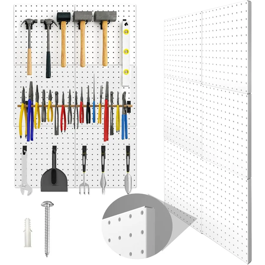 Confezione da 6 pannelli forati in metallo bianco con cornice piegata per una grande organizzazione di pareti resistenti nella sala artigianale del banco di lavoro del garage di casa K