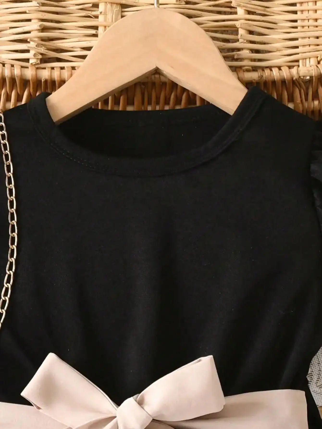 Kinder-Prinzessinnenkleid Lässiges Elegantes Sommer-Kurzarmkleid mit Rüschen Herzförmigem Netzgürtel und Schleife an der Taille – Detail 6