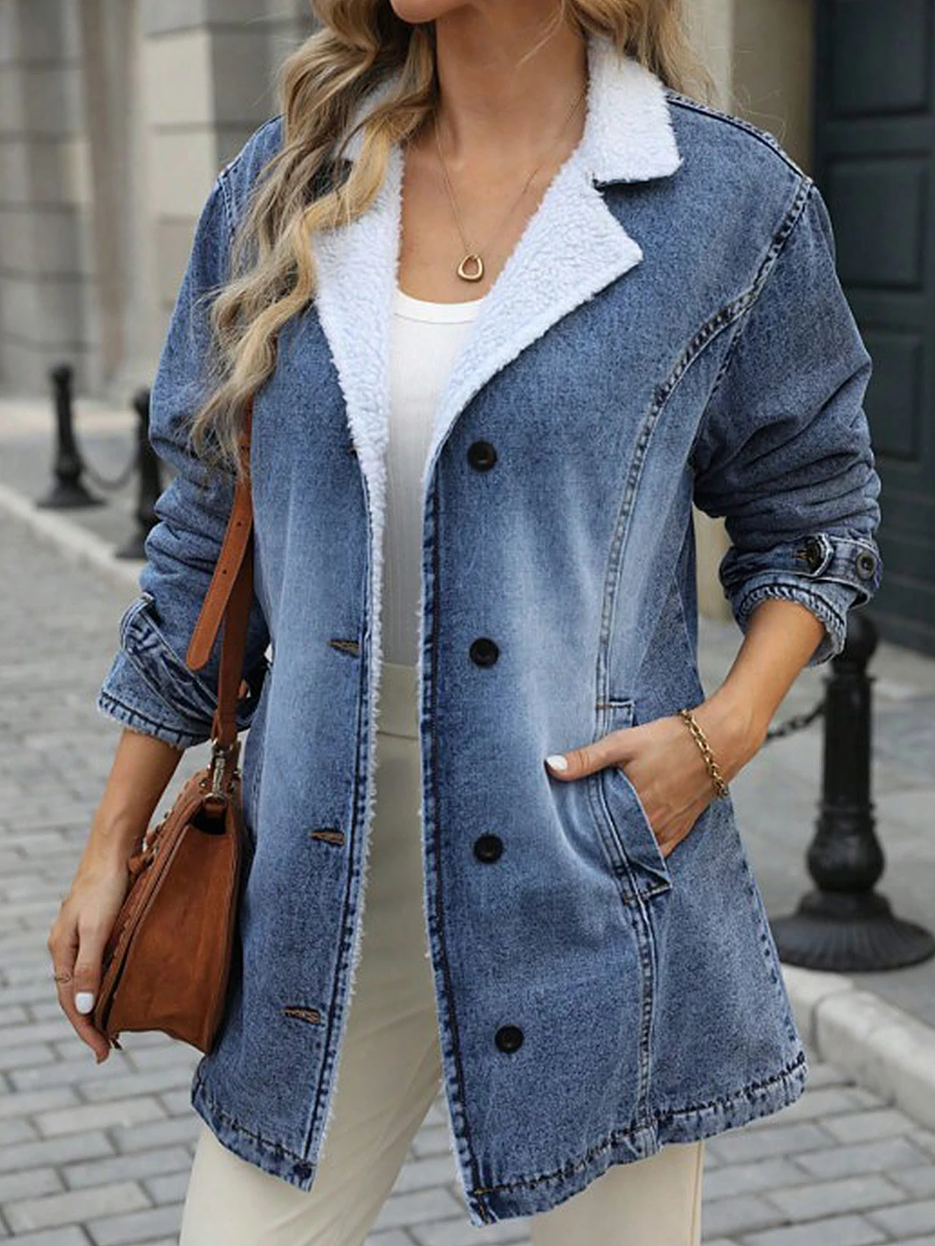 Jaqueta jeans feminina forrada de lã com gola no início do outono agasalhos quentes ATC50324 da Europa e dos EUA