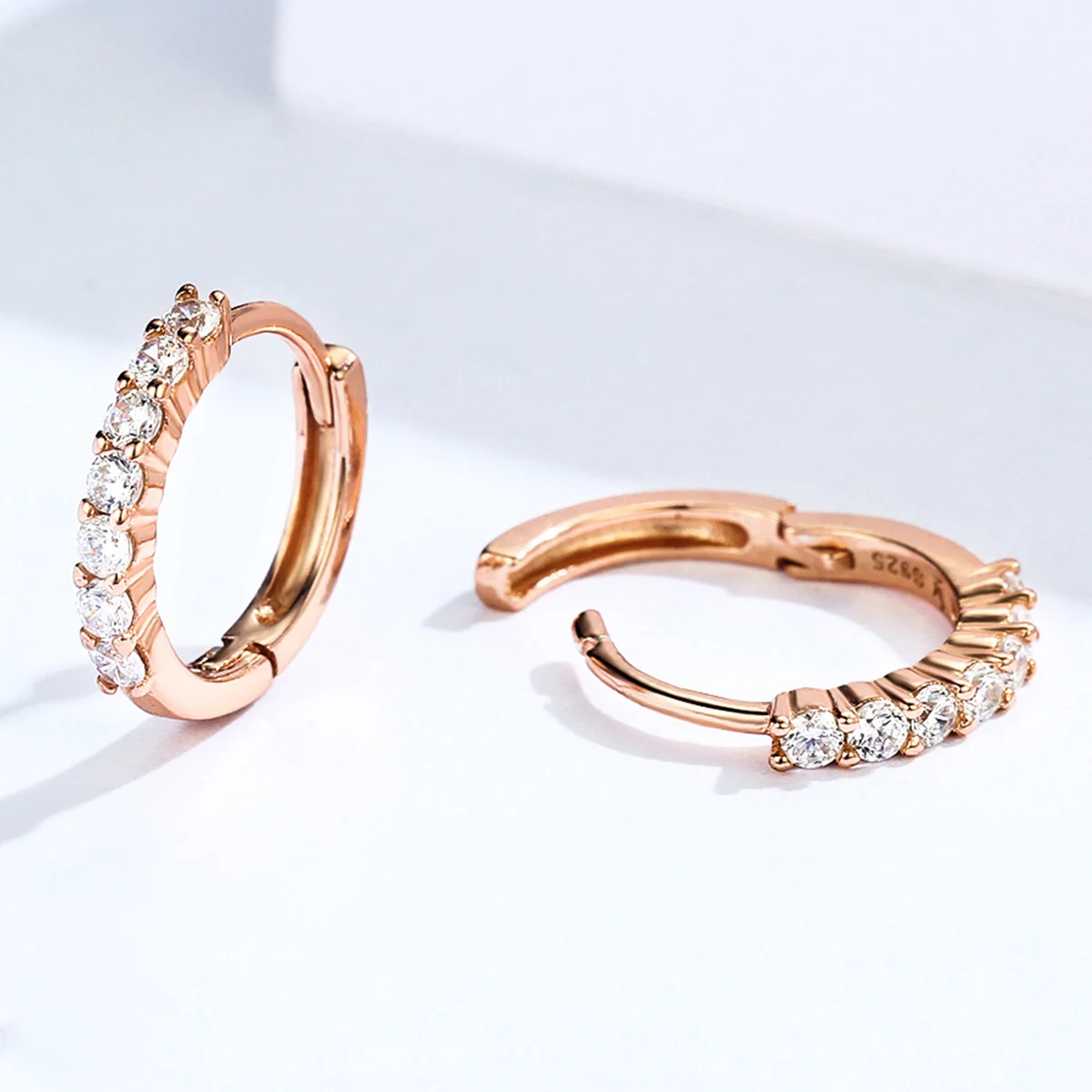 Rose gold color earring 925 silver hoop earring with zircon