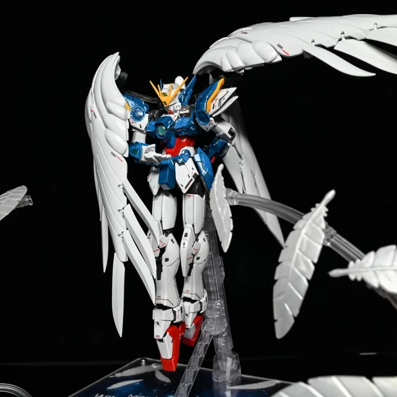 إصدار MG Wing Zero EW. KA 1/100 عمل أرقام أطقم منمذجة لعبة تجميع بلاستيكية مفصلية ميكا مع اكسسوارات حلية الصبي هدية