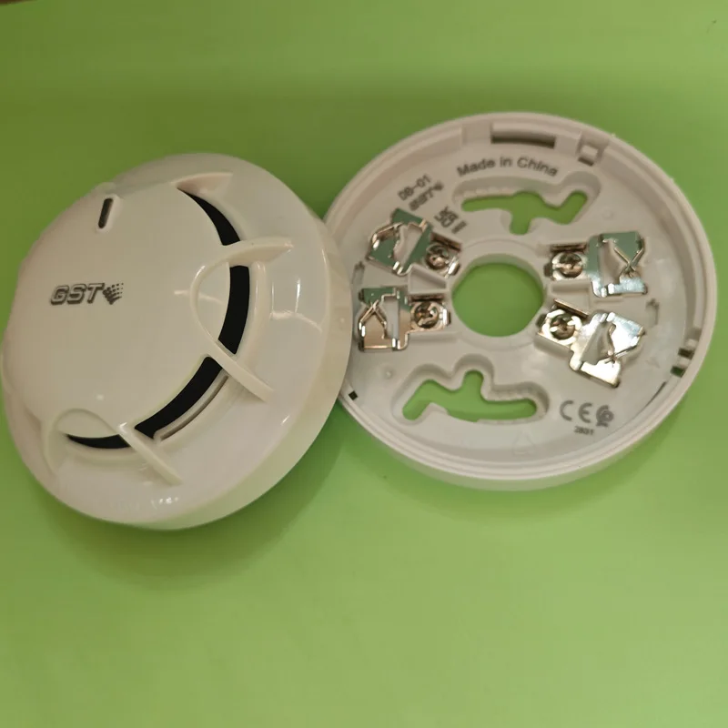 gst-conventional-photoelectric-smoke-detector-dc-9102e-unaddressable-heat-detector-dc-9103e