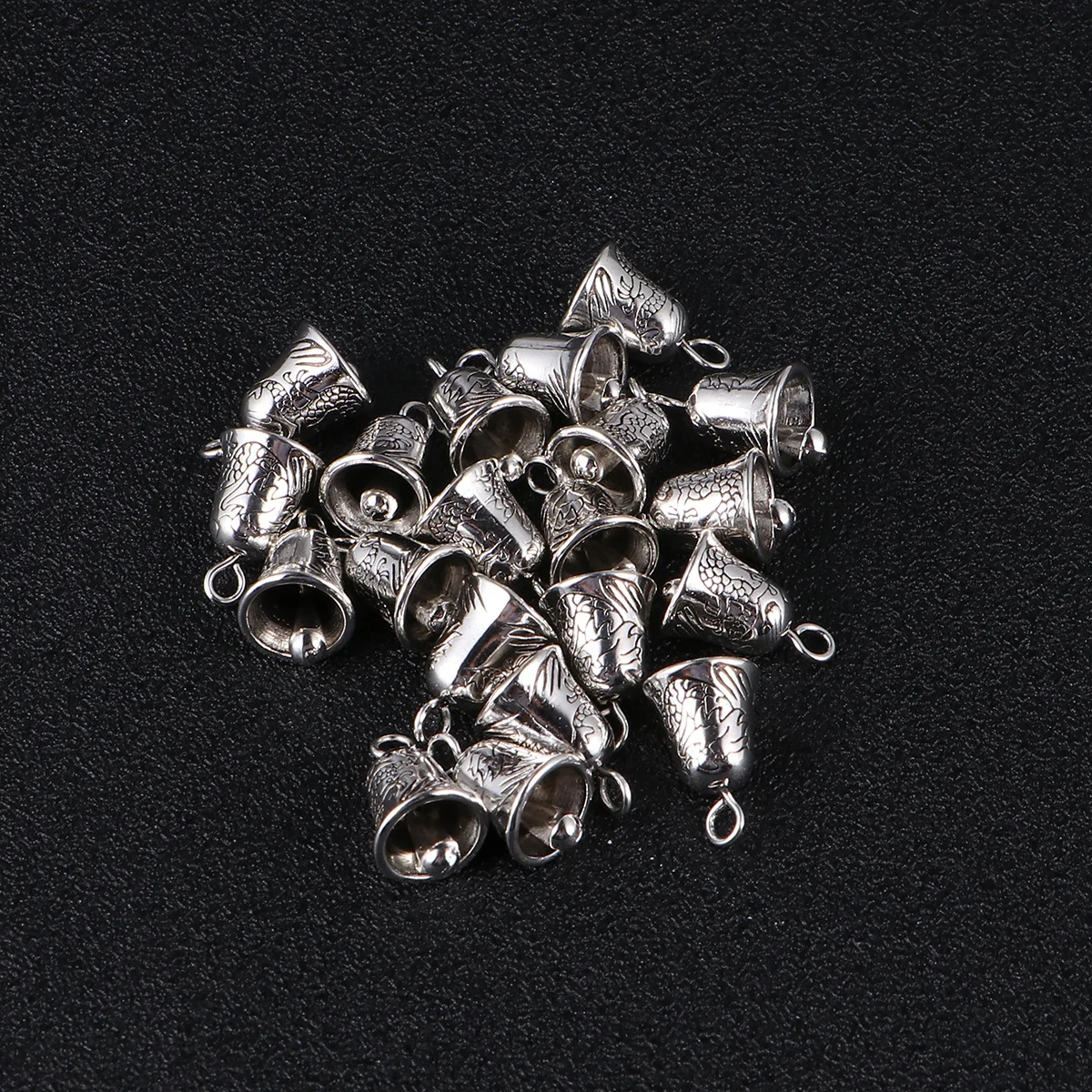 

20pcs Christmas Bell Pendants Alloy Diy Jewelry Charms Vintage Silver Craft Accessories For Necklace Bracelet Keychain Decor