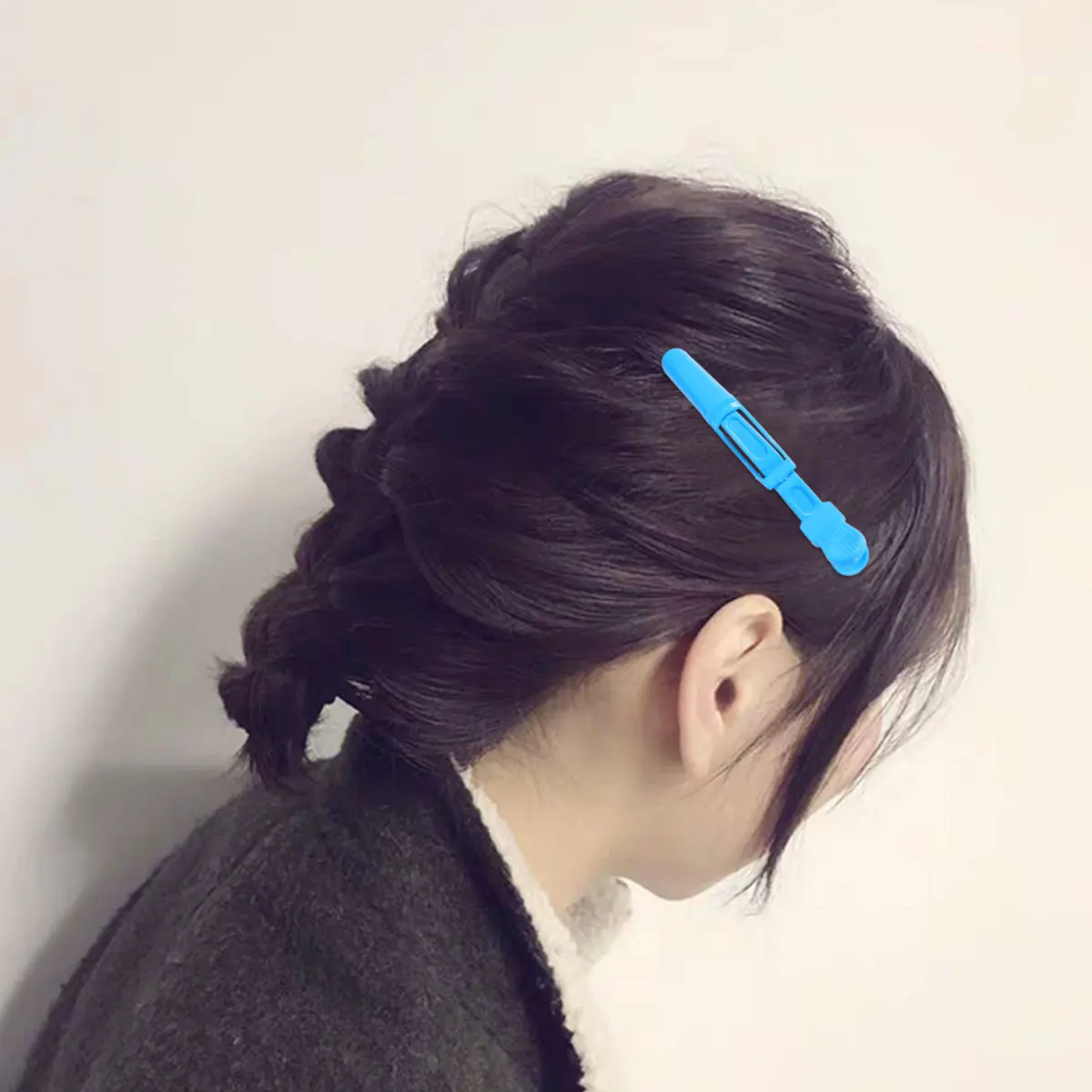 

15pcs Hairdressing Clips Blue Lightweight Sturdy Plastic Partition Hair Clips For Salon Perm Styling Wash Face Makeup Diy