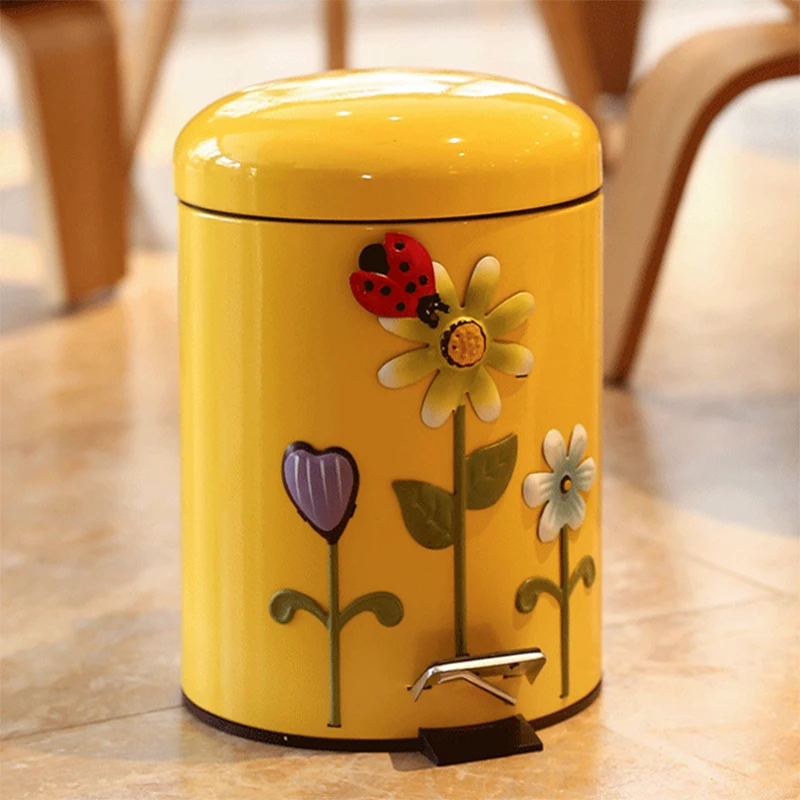 8L Creative Luxury Trash Can, 3D Flower Decor Waste Bin With Cover, Foot Pedal Garbage Can For Living Room, Waterproof Trash Bin