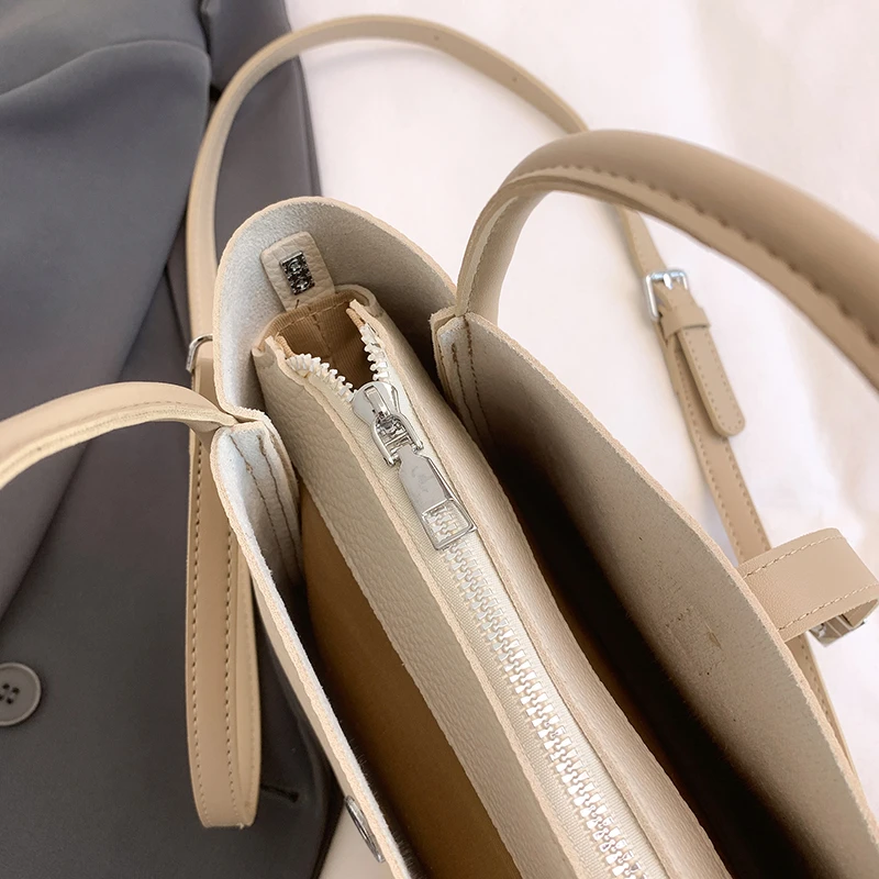 Designer Women's Handbags Leather Tote Bag With Top Handle And Shoulder Strap Elegant Work Travel Companion