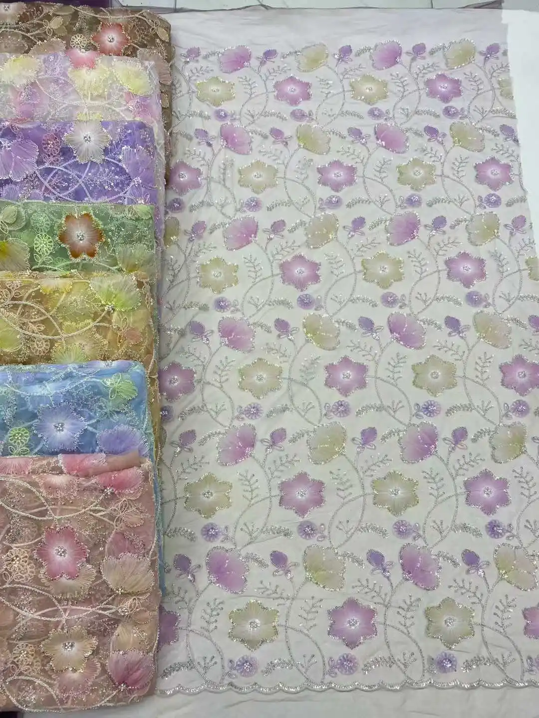 ผ้าลูกไม้ตาข่ายฝรั่งเศสลายดอกไม้ 3 มิติ หรูหรา ประดับเลื่อม ลูกปัดไนจีเรียล่าสุด ผ้าทูลปักลาย สำหรับชุดแต่งงาน รุ่น S1491