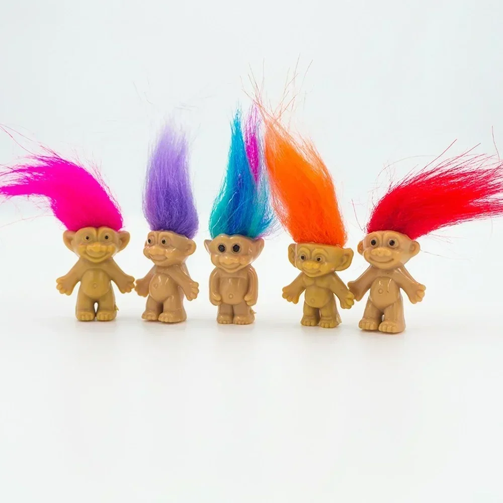 5 unids/set figura de acción de Anime divertidas muñecas Trolls pelo colorido modelos de miembros de la familia juguetes para niños juguete nostálgico regalo para niños