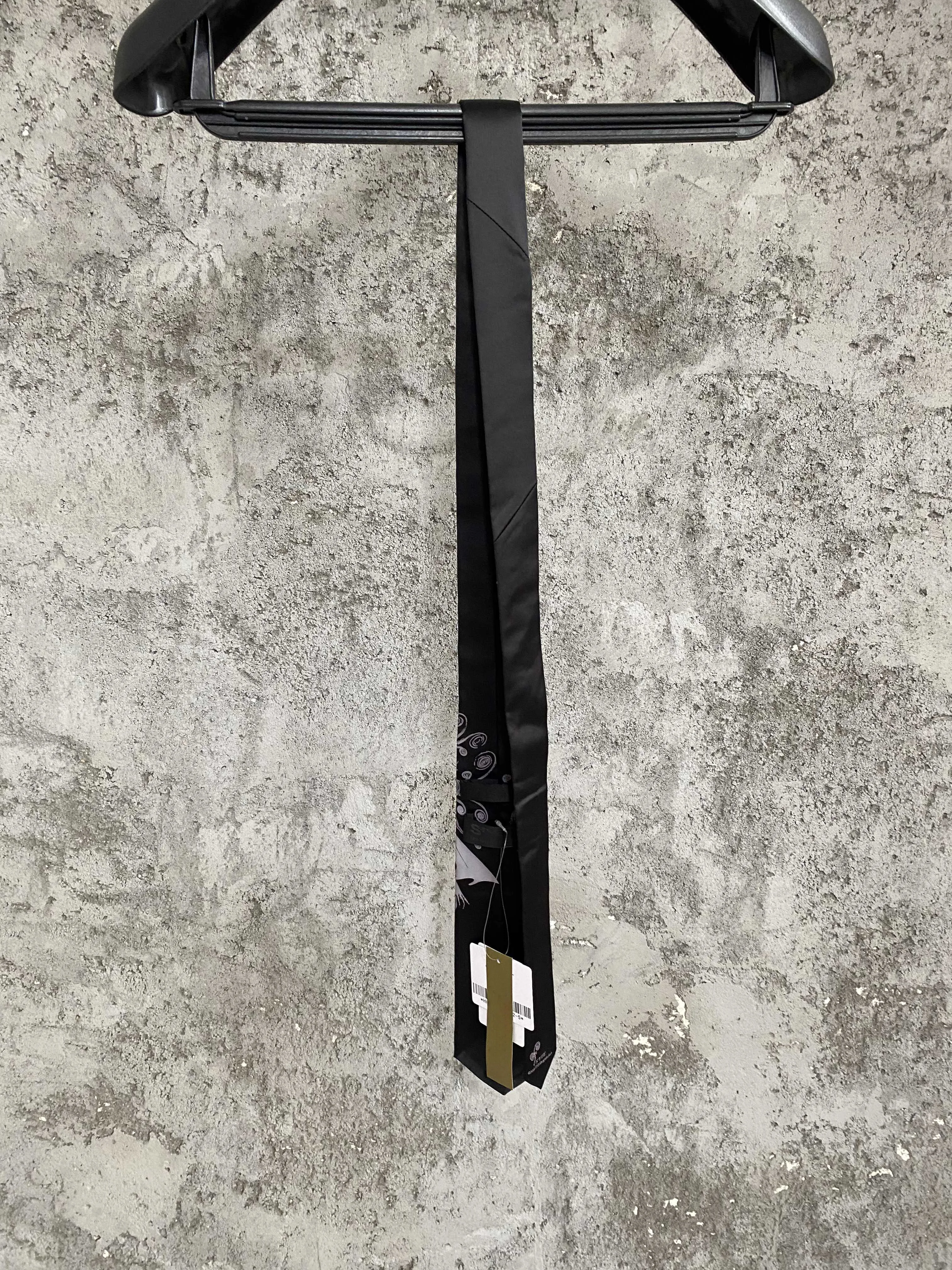 Original design of Junji ITO's co-branded horror comic Original design osilk printed ties for men and women