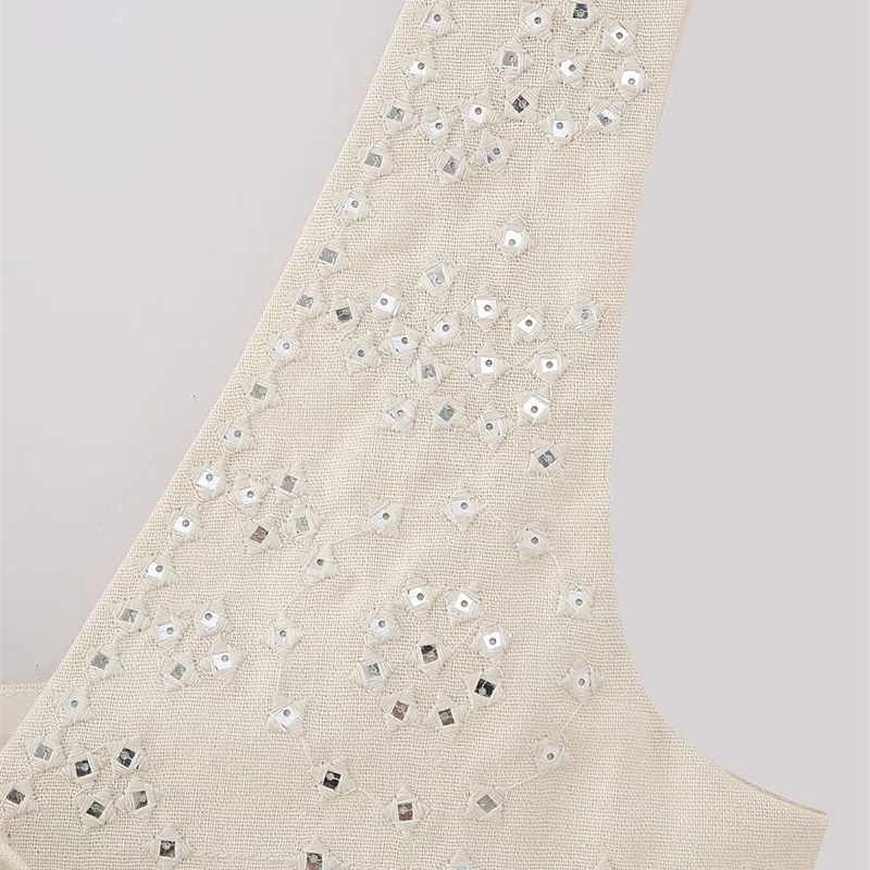 Sexy Short Embroidered V-neck Roped Vest Top Women's Fashion H-shaped Vest No Chest Pad Other Material Winter 2026
