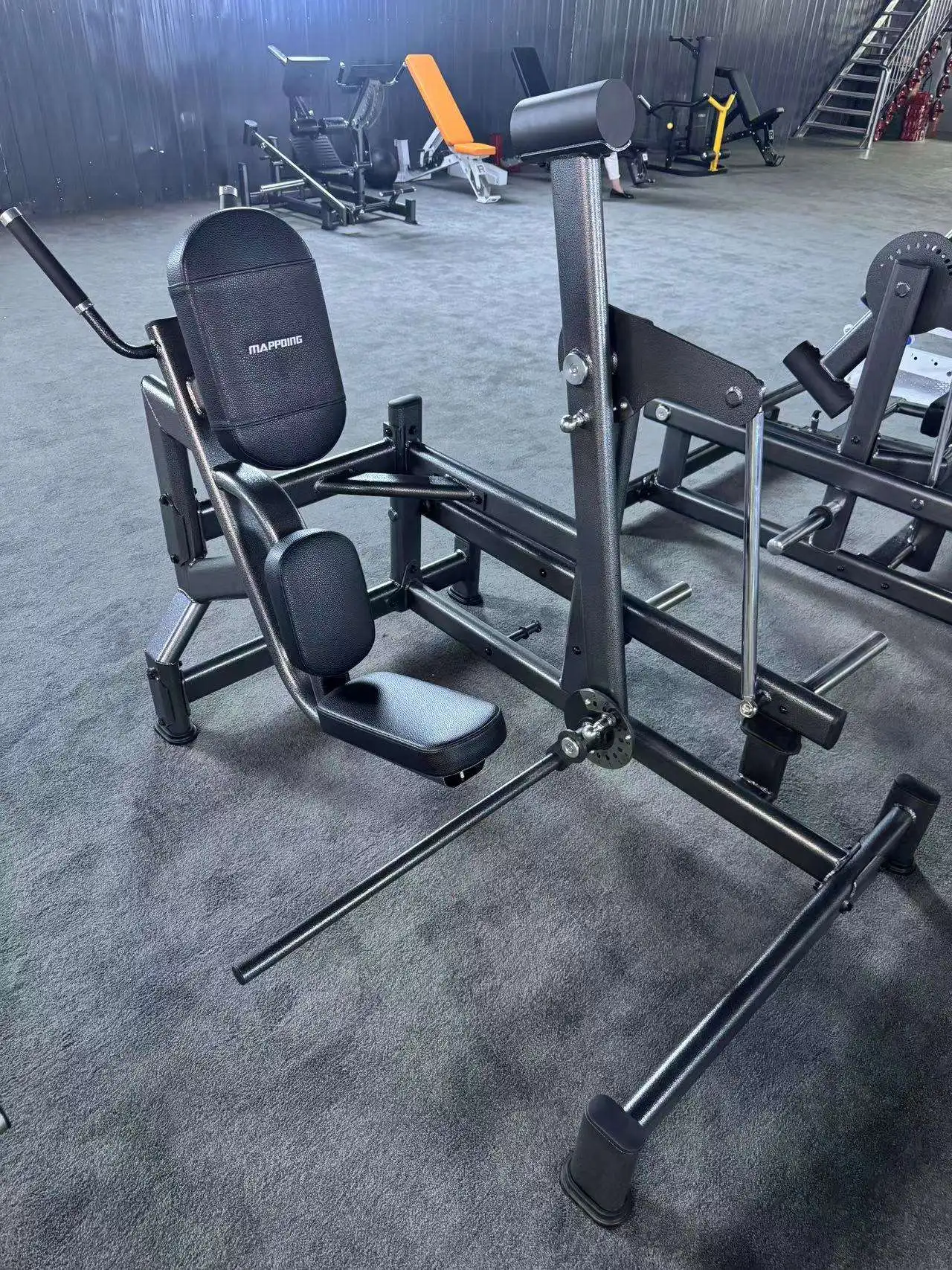 Customized Commercial Plate Loaded Machine Legs Strength Training Kneeling Hip Thrust Trainer Steel Material 200kg Max User