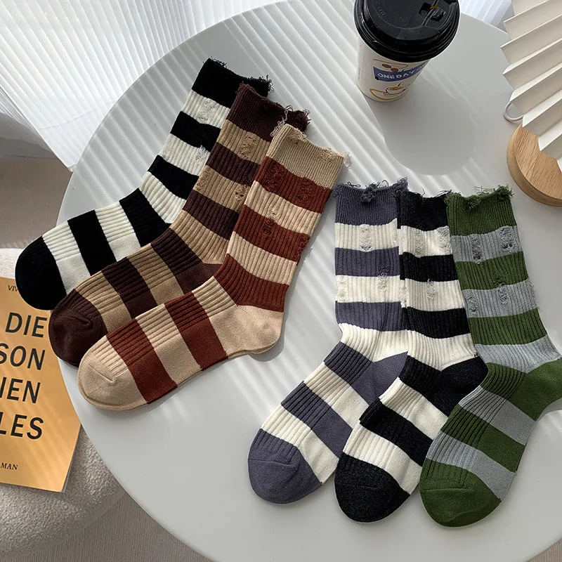 Women's Socks Mid-tude Spring Autumn Striped Broken Comfortable Coffee Color Pile Sock Trend Korean All Matching Sports Stocking