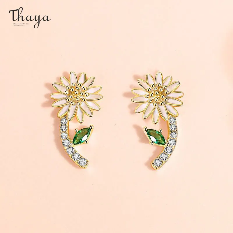 

Thaya S925 Silver Women Earring Daisy Design Fashion Elegant Female Earring Dangle Daily Party Crystal Jewelry Girls Accessories