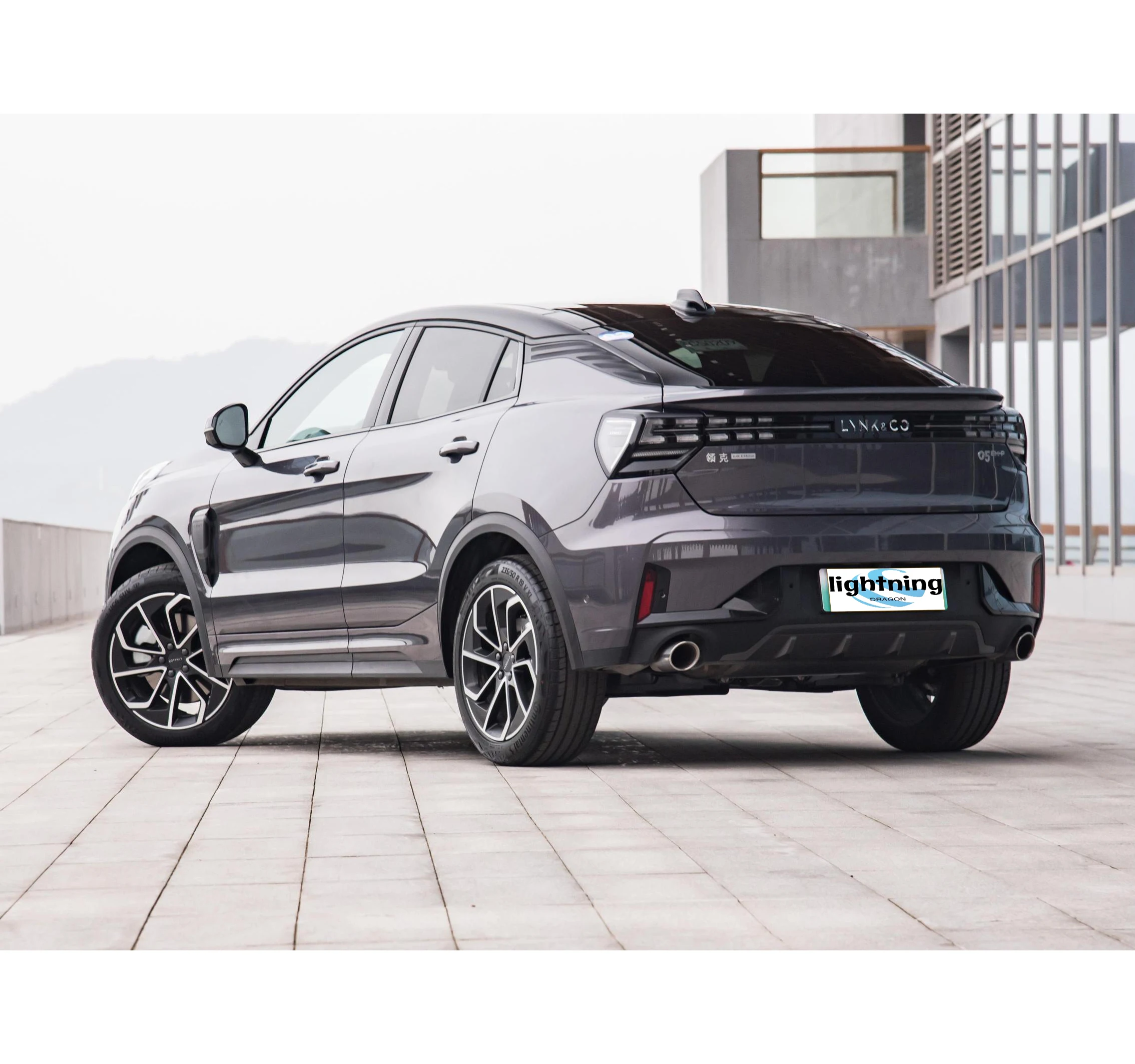 New and used car imports,Mature Chinese brand,The new SUV for 2023,Lynk&Co 05 EM-P(PHEV),Long Battery Life,smart driving