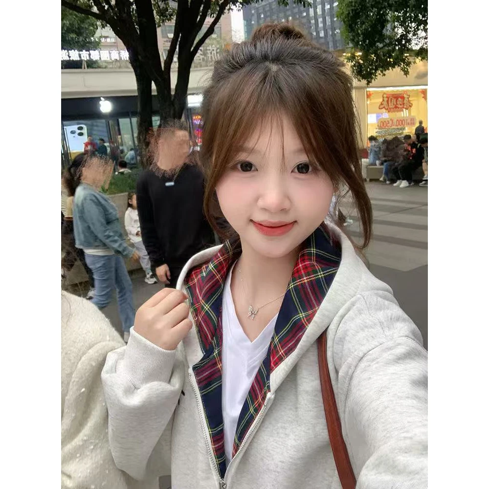 

Women's Plaid Hooded Jacket 2026 New Style Autumn Winter Thickened Fleece Zipper Sweatshirt Loose Lazy Style Gray Coat