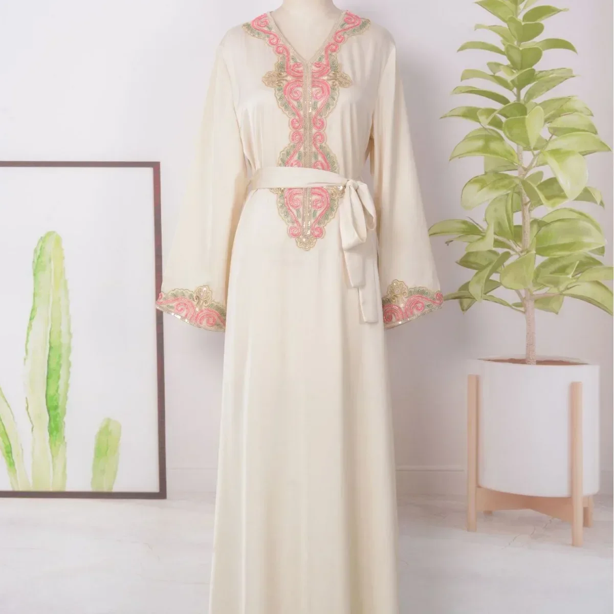 Dubai Abayas Muslim Fashion Robe Women Long Dress Long Sleeve A-line Dresses Muslim Lace-up Beaded Embroidered Dress for Women