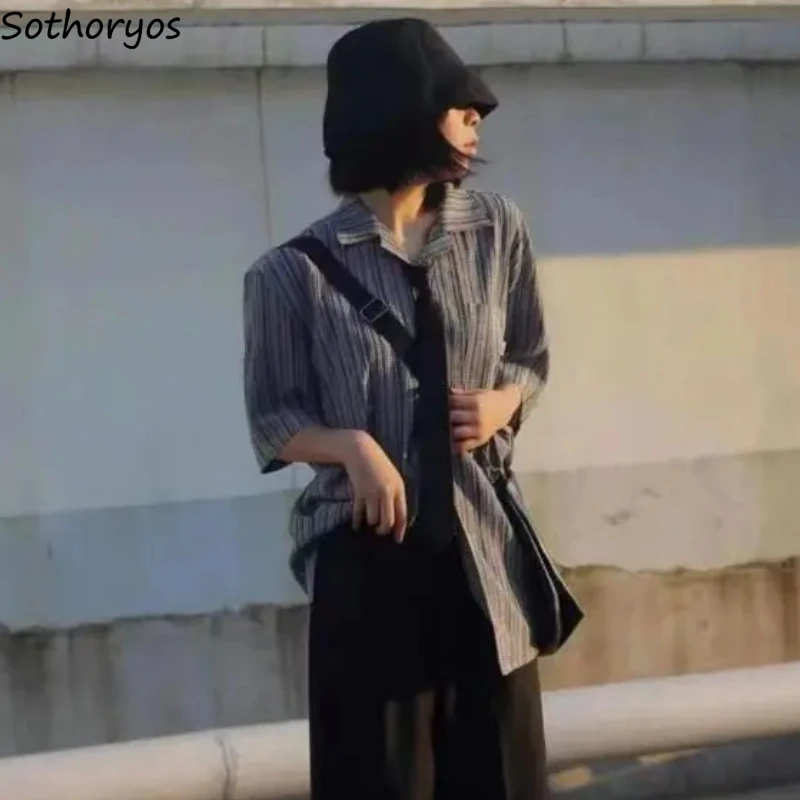 

Рубашки с коротким рукавом, женские полосатые топы, винтажные праздничные летние литературные уличные рубашки с карманами, универсальные дышащие рубашки