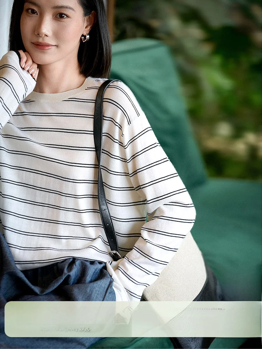 

XiaoHanGe Premium Wool Knitted Top Striped Soft Long Sleeve round Neck Washable Comfortable Breathable Women's Fashion