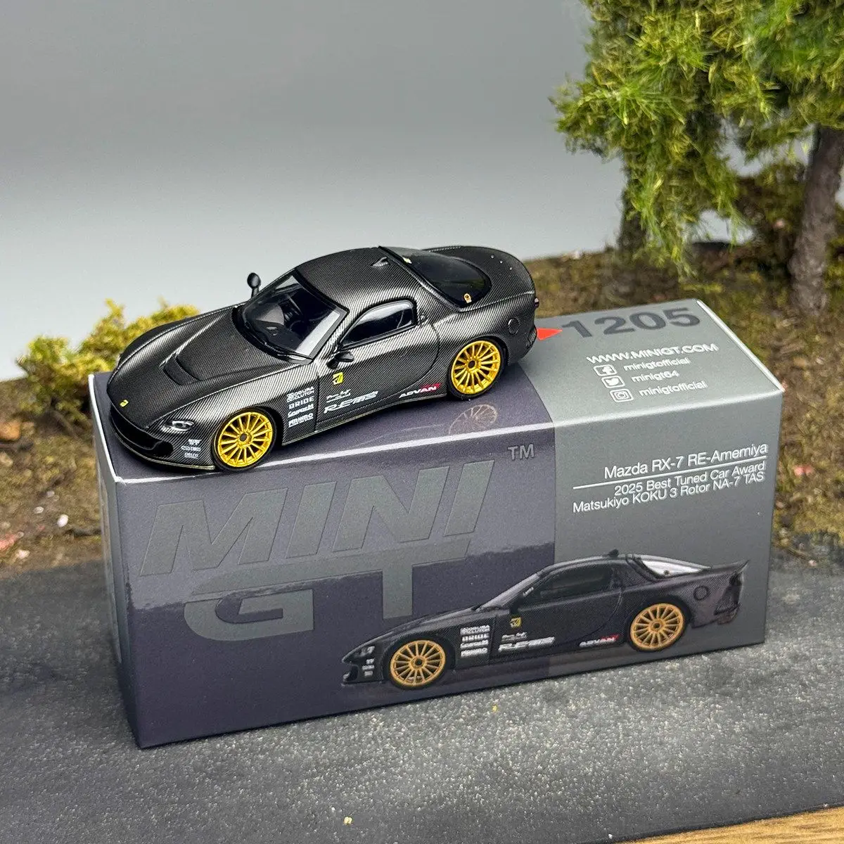 MINIGT 1:64 #1205 Mazda Mazda RX-7 Carbon Black Alloy Car Model