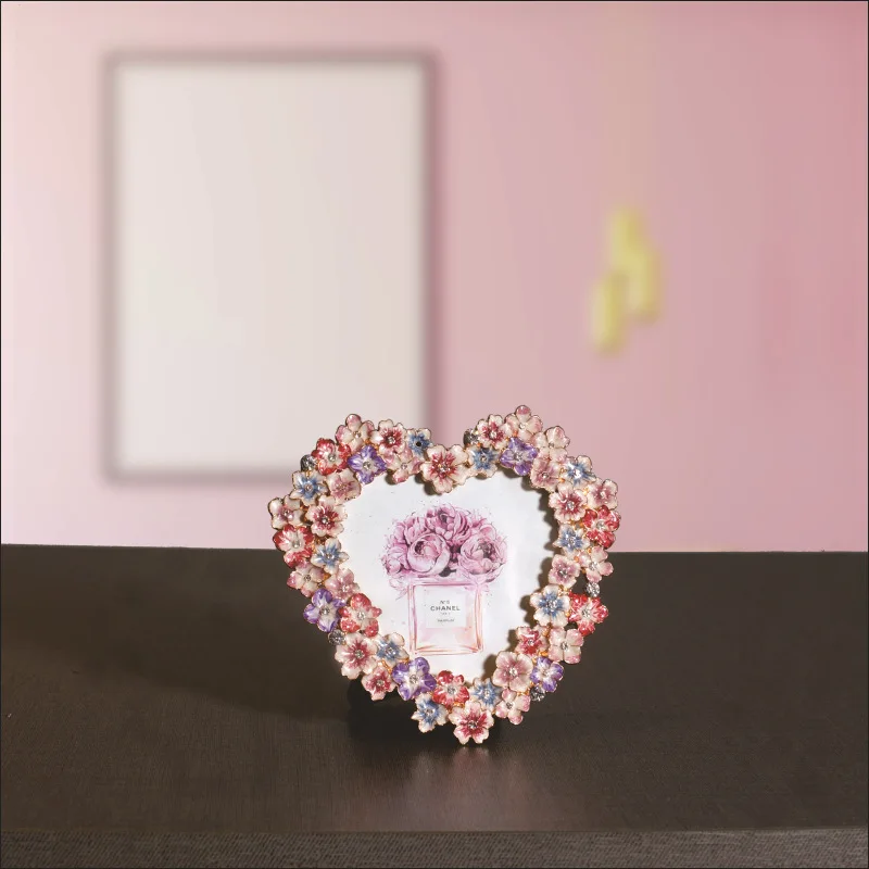 Japanese And Korean Creative Decoration Small Flower Enamel Metal Picture Frame