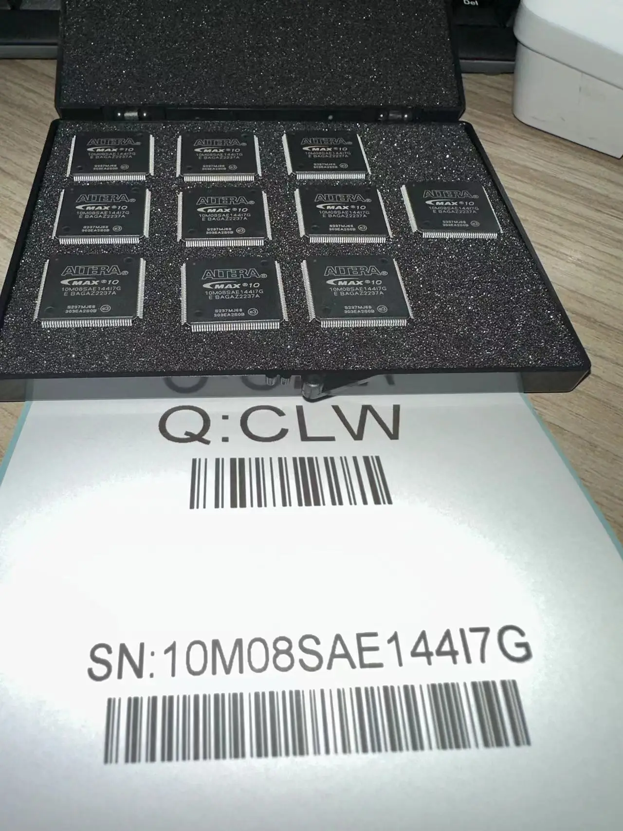 1pcs/lot   10M08SAE144I7G 144-LQFP New and  Original  IN stock