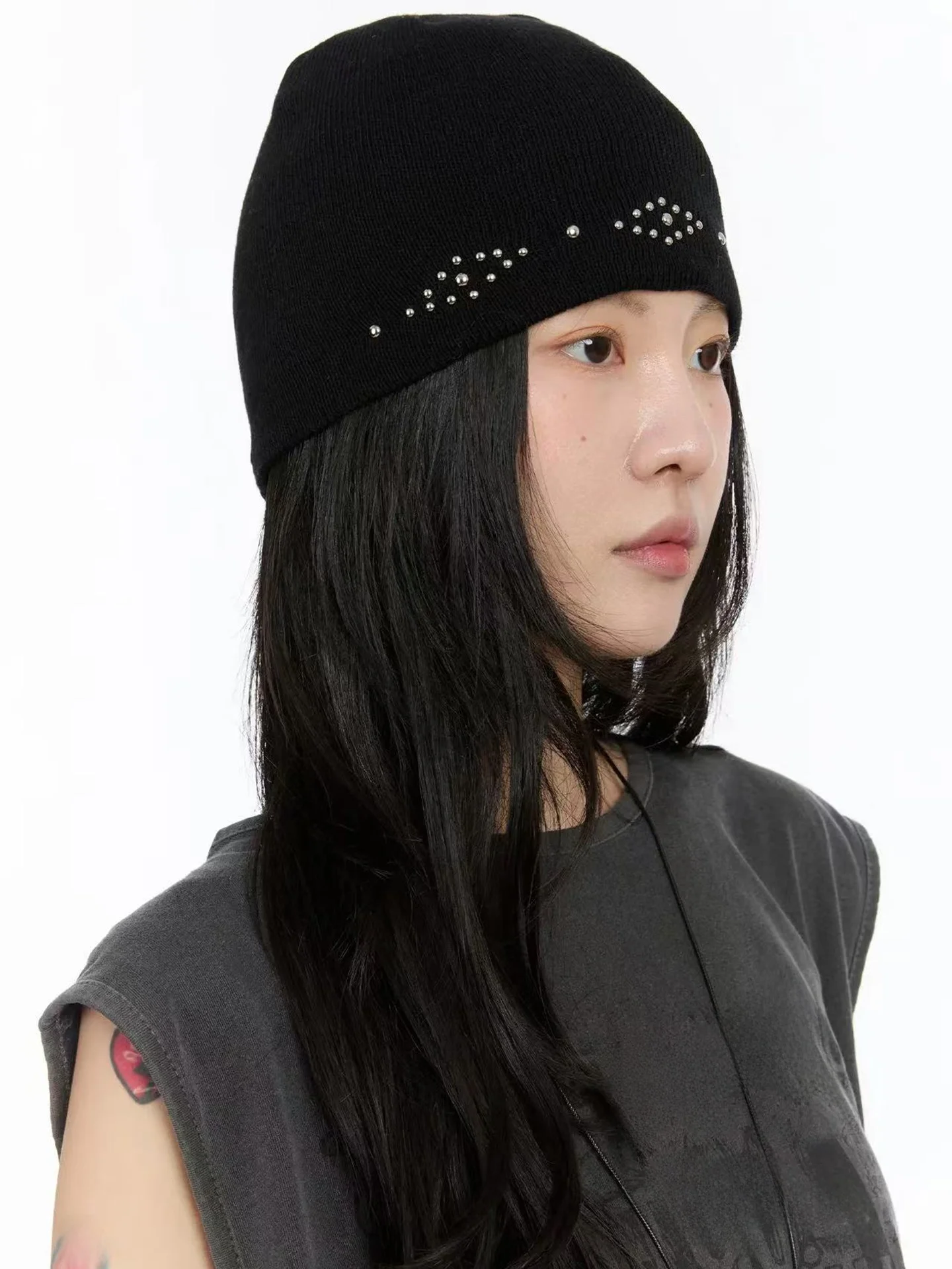 Black Rhinestone Knitted Hat Y2K Trendy Design Diamond Pattern Cold Weather Low Crown Tassel Polyester Fiber Unisex Hat