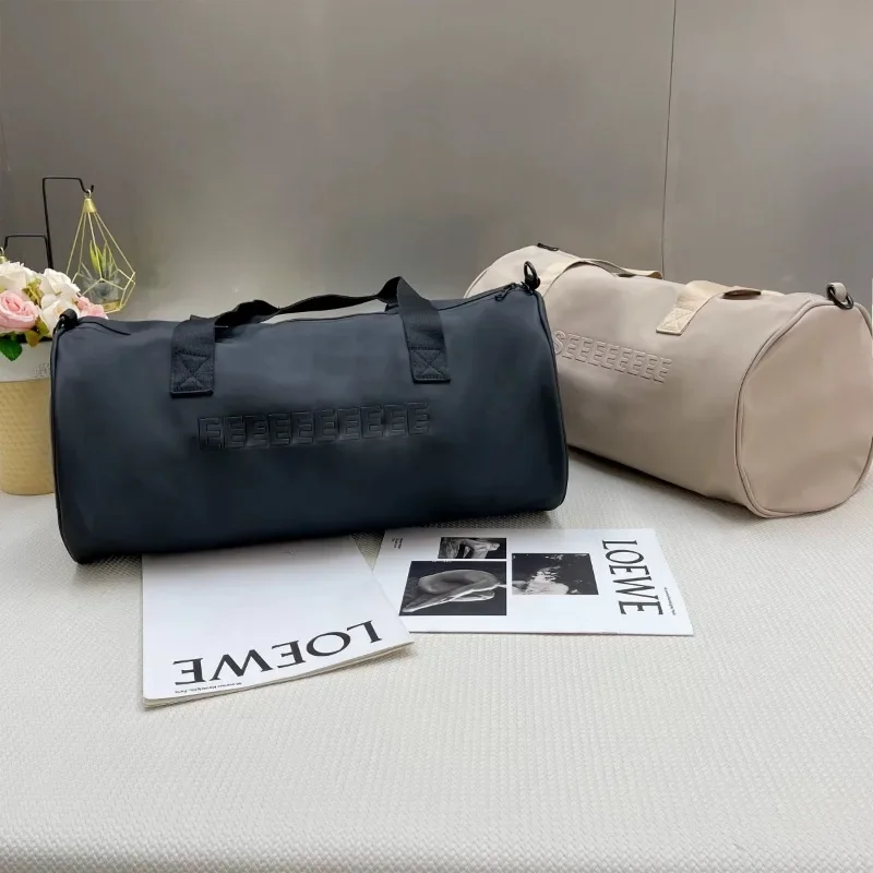 Borsa da viaggio da uomo di marca di lusso in pelle con lettera in rilievo Borsone per aeroporto Borse da yoga impermeabili di grande capacità Borsa di design