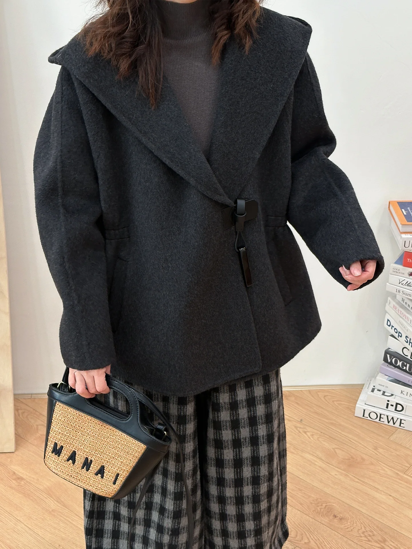 

Autumn Winter Hooded Cowl Ne Long Coat Thiened Korean Sle Woolen Polyester Blend Youth Fem Outerwear Water Bottle Sc...