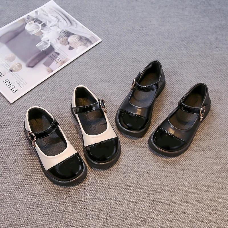 

Girls Flat Shoes Round Toes Non-slip Kids Leather Shoes Hook&loop 2025 New Fashion Children Uniform Shoes Casual Soft Sole Cute