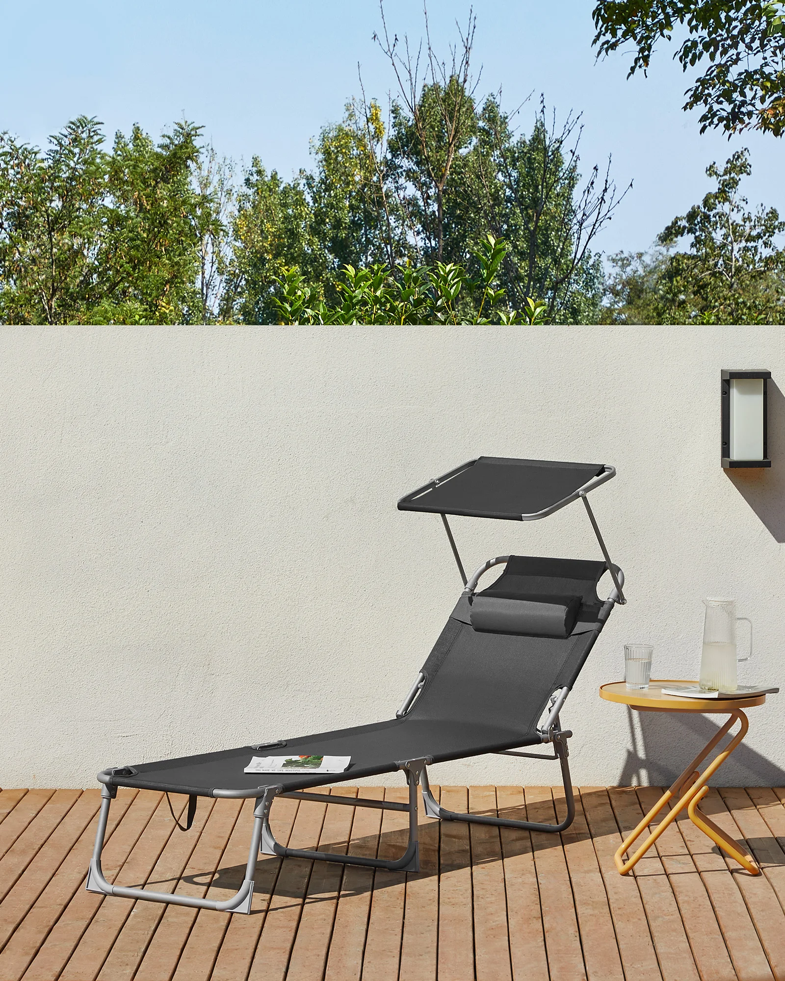 SONGMICS Sonnenliege, 193 x 53 x 29 cm, max. Belastbarkeit 150 kg, mit Sonnenschutz, Kopfstütze und verstellbarer Rückenlehne
