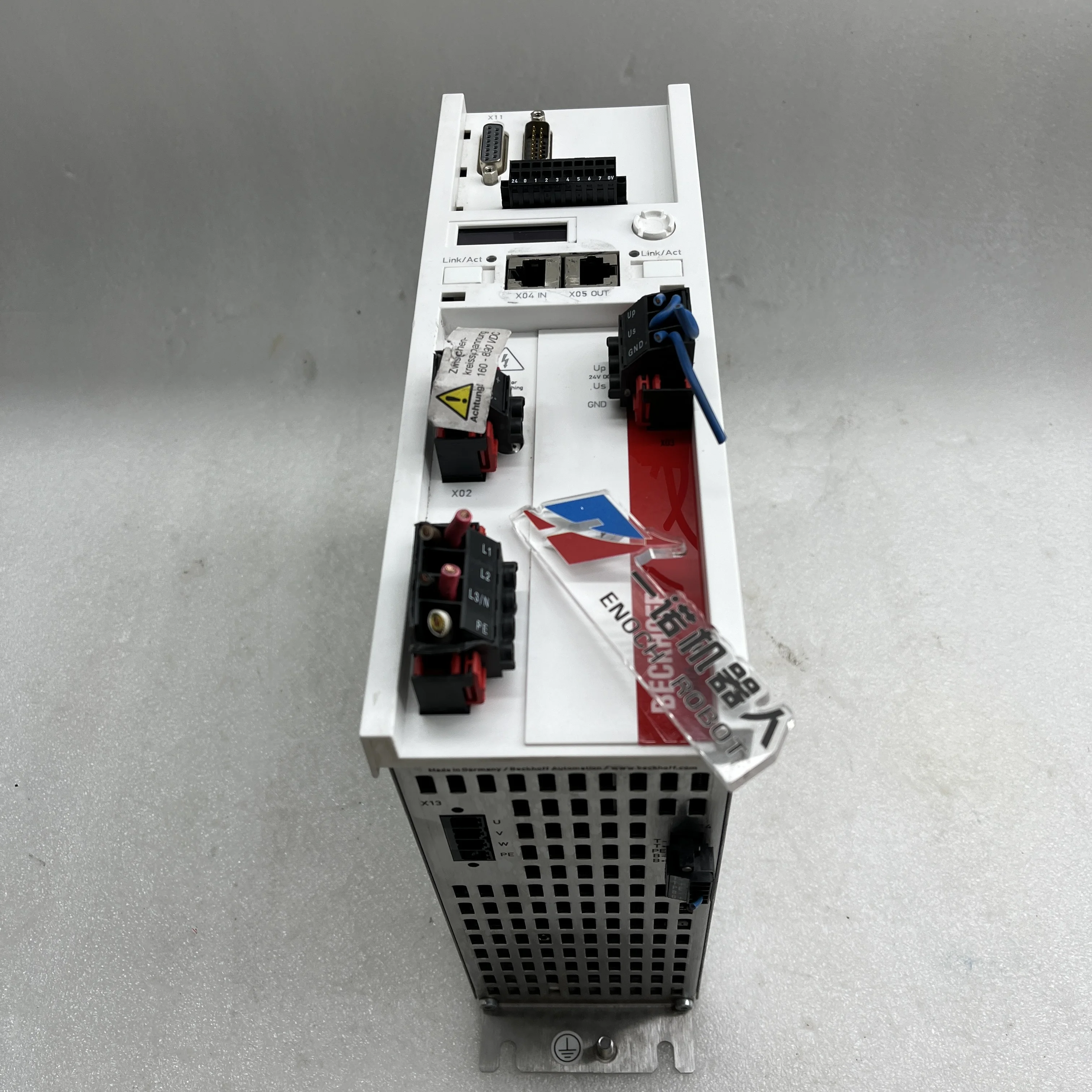 Servo drive AX5106-0000-0200 second-hand 100% tested and working normally AX5106-0000-0200