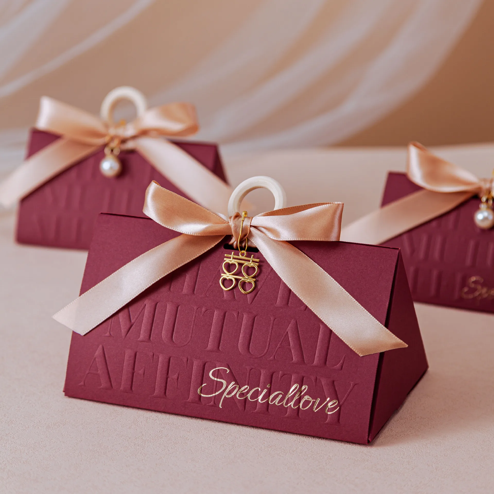 10pcs/lot Favor Candy Box Paper Wrapping Packaging Box Gift Boxes Wedding Party Favor Decoration Wedding Decorations