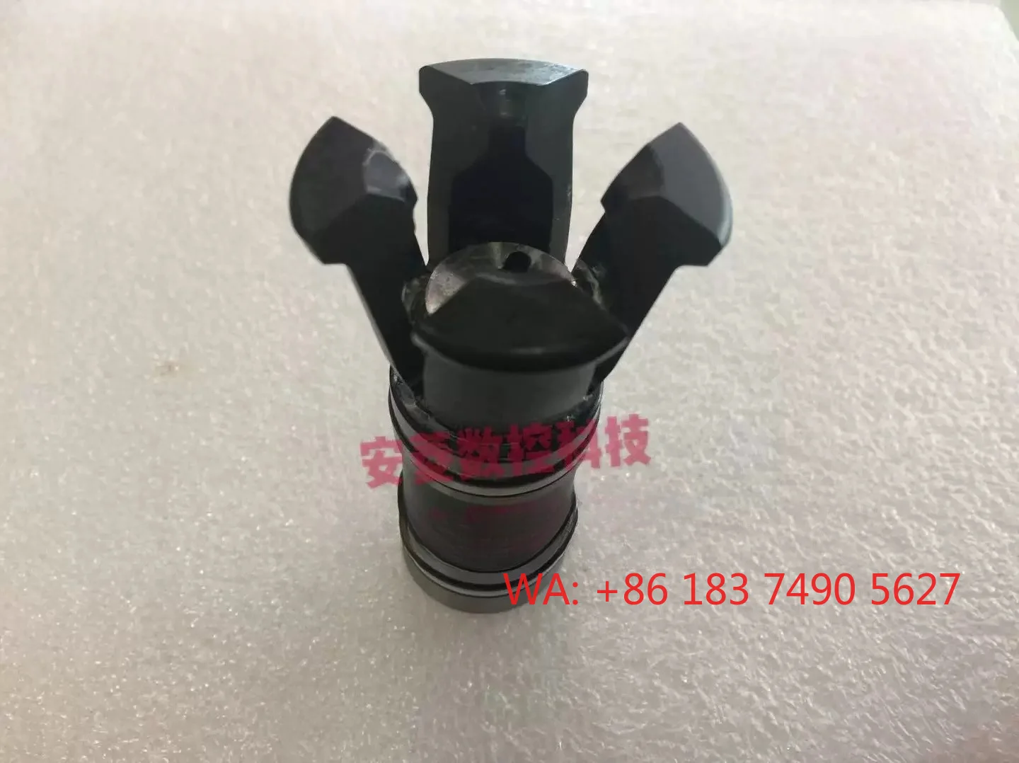 BT40-45 degree internal teeth four flap claw spindle pull claw