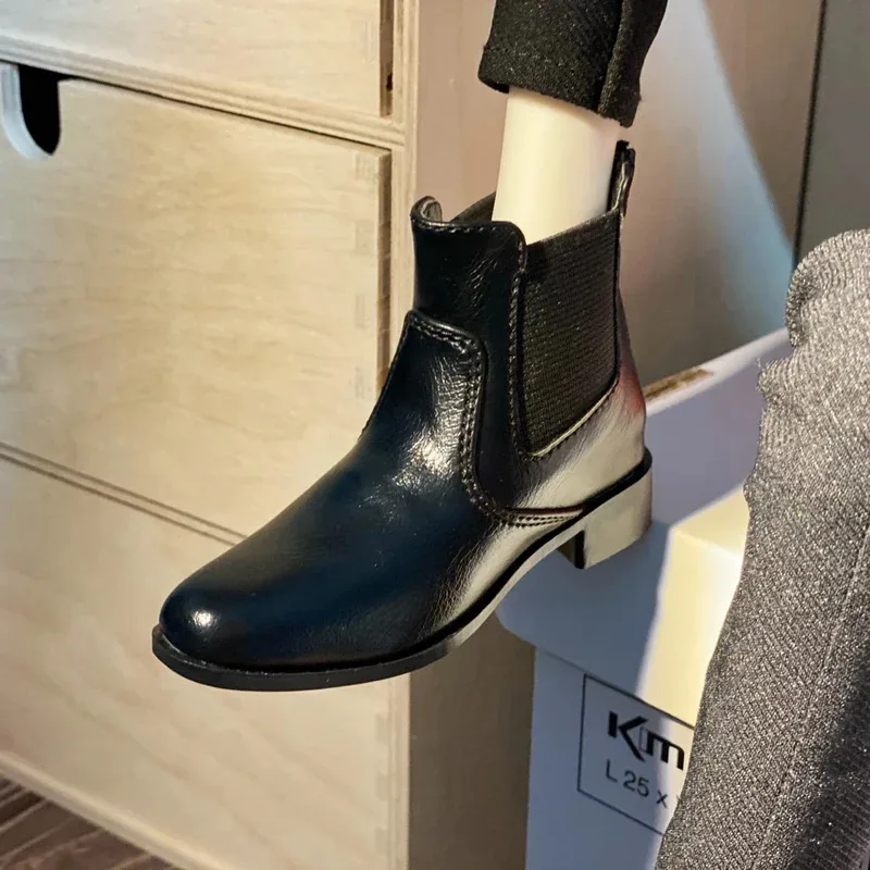 BJD poppenschoenen geschikt voor Oom SD17 Ghost2 Oom maat modieus nieuw puntig pak leren schoenen enkellaarsjes zwart