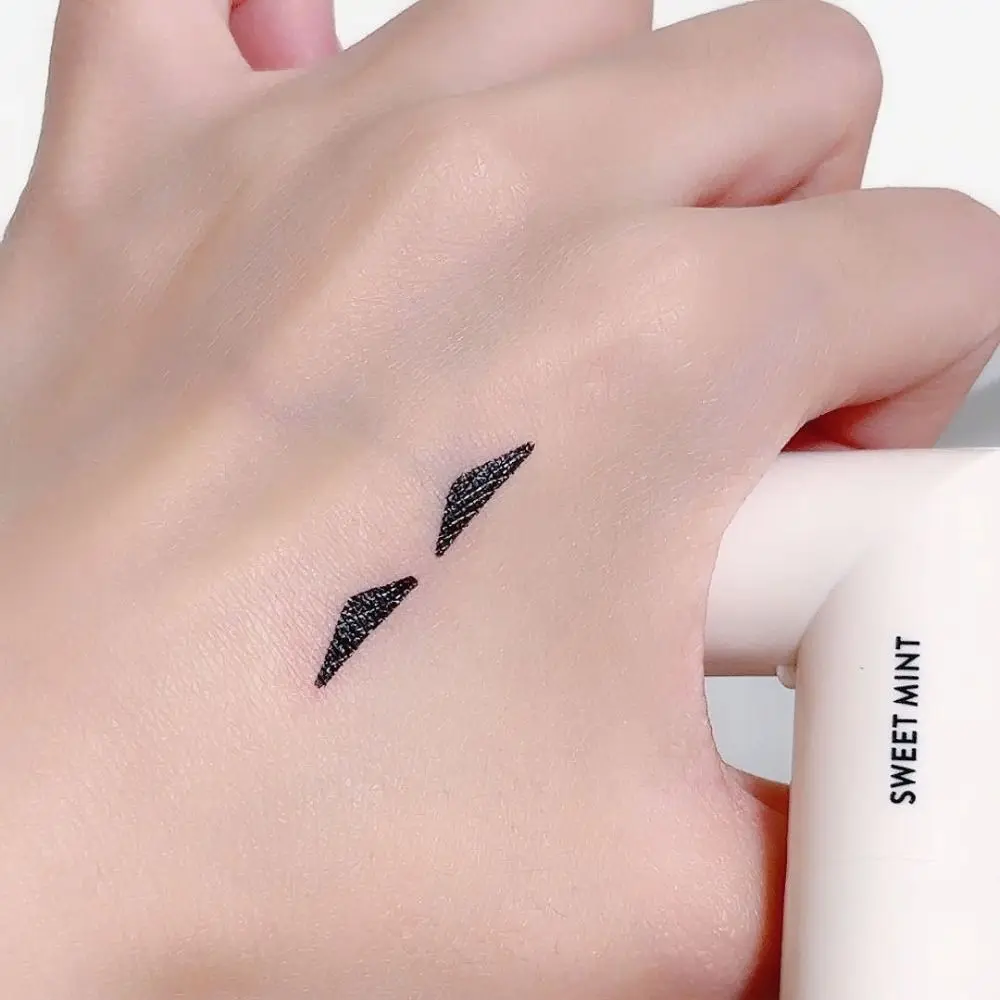 Novo carimbo de delineador à prova d'água, secagem rápida, cor preta, fácil de usar, caneta de carimbo de delineador de longa duração