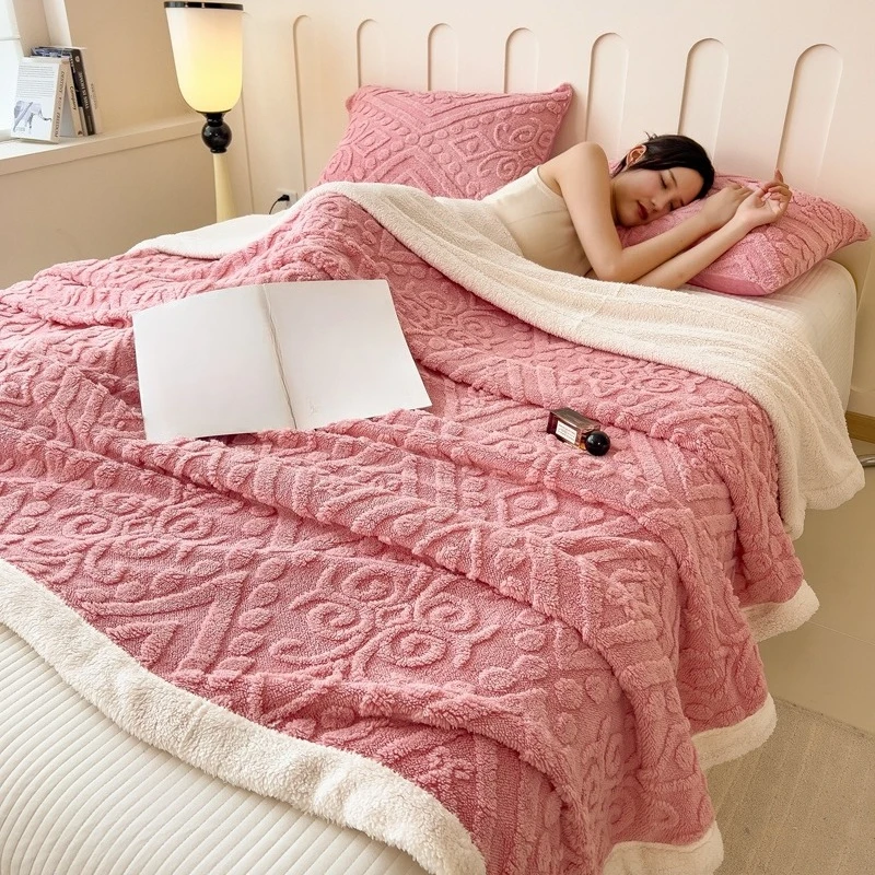 All Season Multi-Scene European Retro Plush Blanket, Vintage Diamond Stereo Jacquard Reversible Sherpa Warm Throw Cover, Soft Fluffy Bedding Suitable For Family Bedroom, Sofa, Office Naps And Student Dorm, Multiple Matching Solid Color Selections