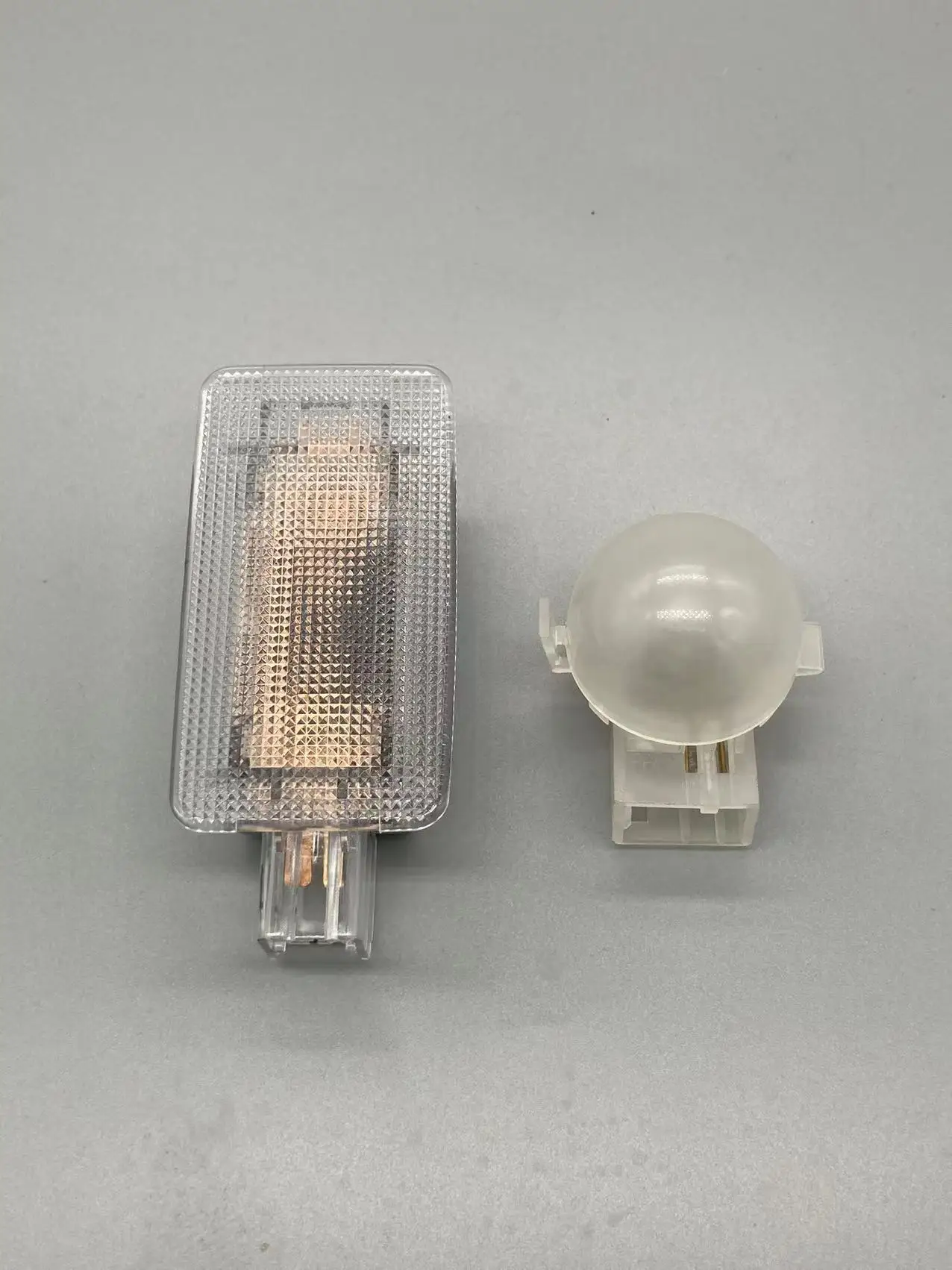 1pc For NISSAN TIIDA LIVINA Geniss Sylphy Venucia BLUEBIRD SUNNY X-TRAIL Qashqai TEANA March Trunk light
