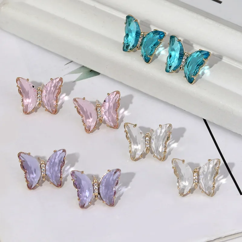 

The new S925 transparent colored butterfly stud earrings are sweet, fresh and elegant stud earrings for ladies