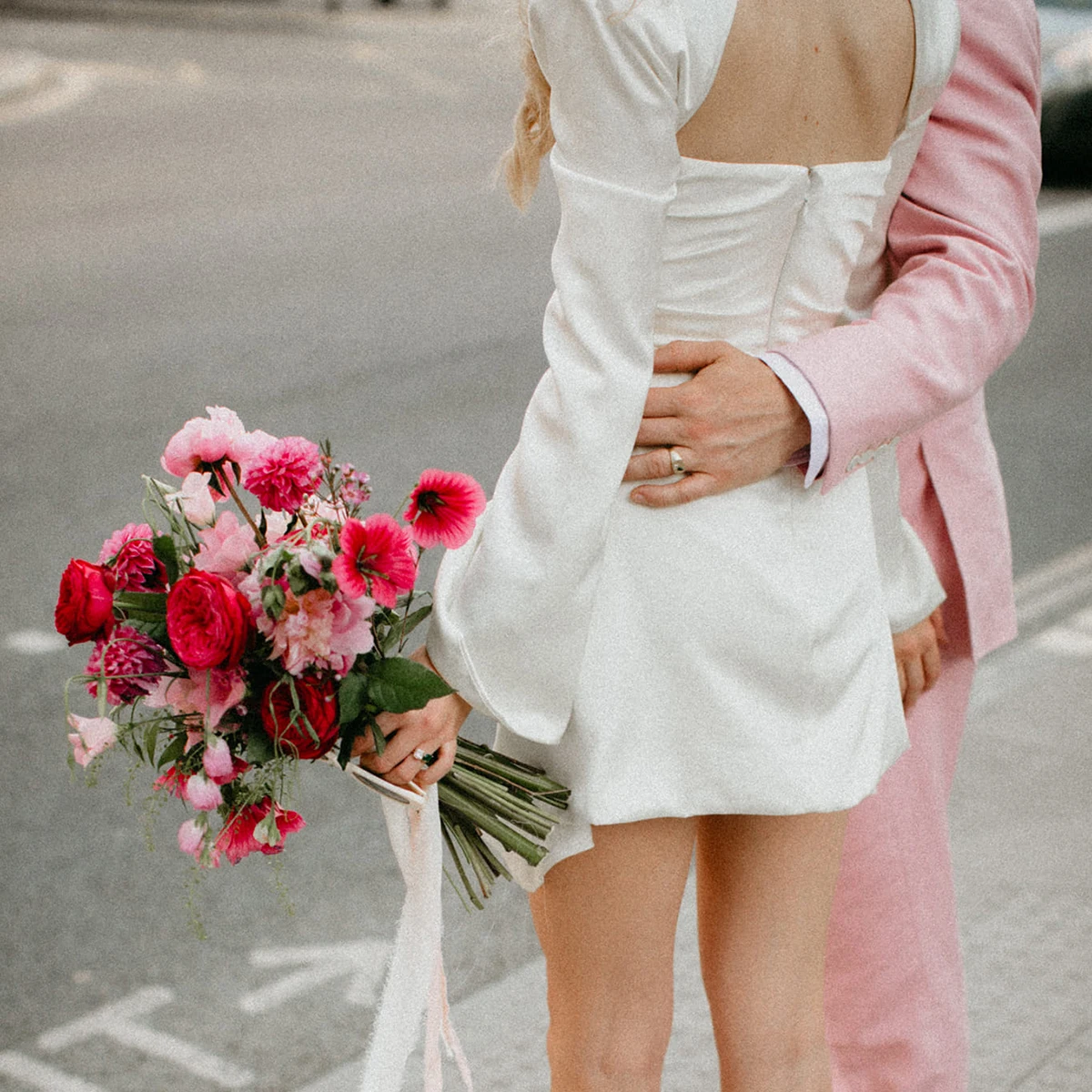 Mini vestidos de novia fruncidos con cuello alto, chaqueta de manga larga, recorte frontal, fotos reales, crepé suave, elegante, vestido de novia con cremallera