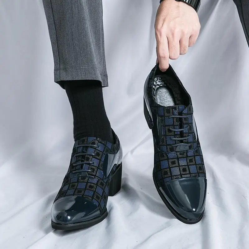 Zapatos de cuero de fondo suave para hombres, ropa Formal de negocios, zapatos de boda de estilo británico, estudiante joven, Casual, negro